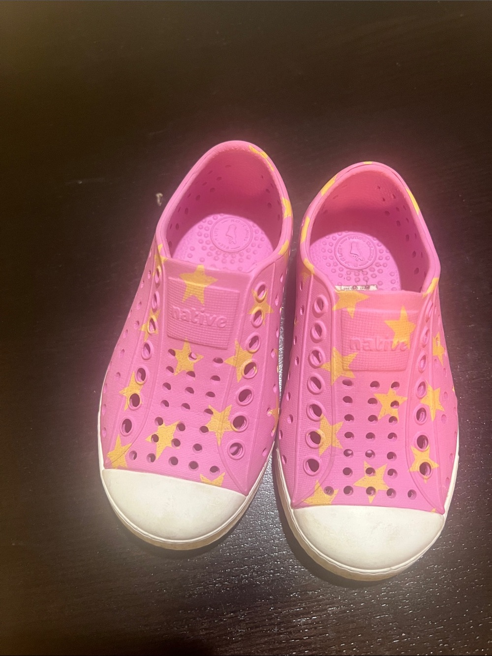 Native Kids Water Shoes in Pink with Yellow Stars